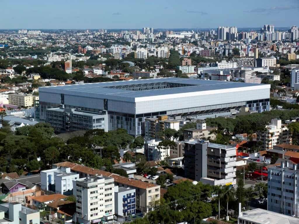 Arena da Baixada, estádio do Athletico Paranaense em Curitiba, palco do clássico Atletiba. Foto: Gustavo Paolo (CC0)