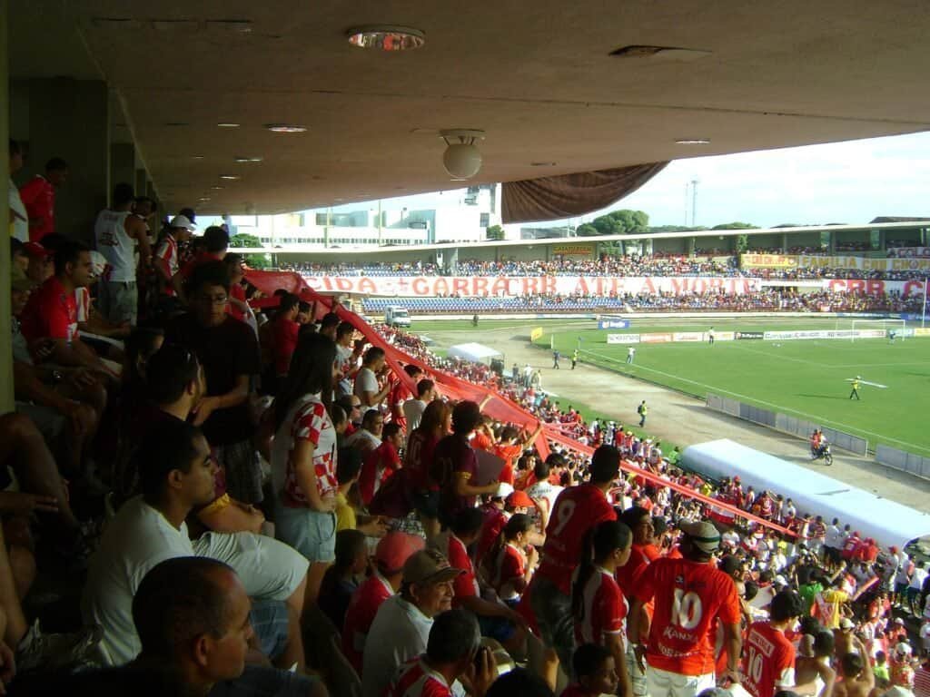 Estádio Rei Pelé, em Maceió, casa dividida por CRB e CSA. Foto: Agência Brasil/ebc.com.br (CC BY 3.0)