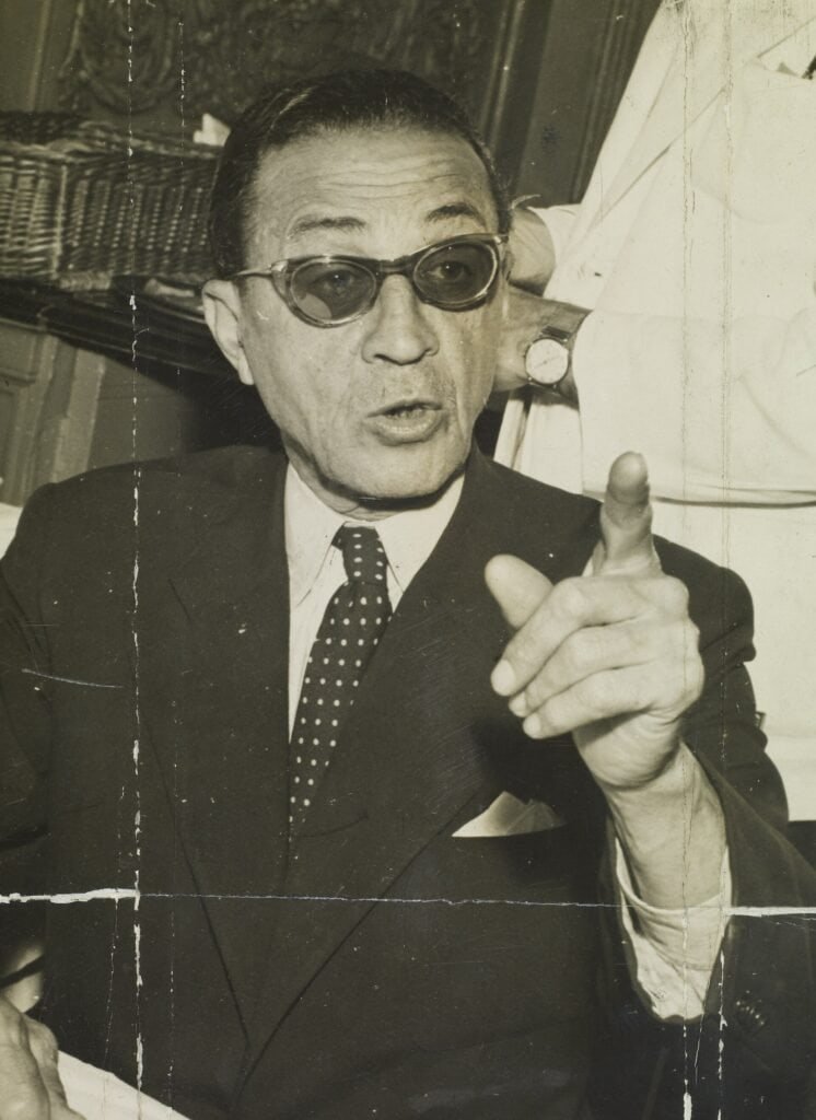 Retrato de Arthur Friedenreich, um dos primeiros grandes ídolos e pioneiro negro do futebol brasileiro profissional. Imagem do Fundo Correio da Manhã, domínio público.