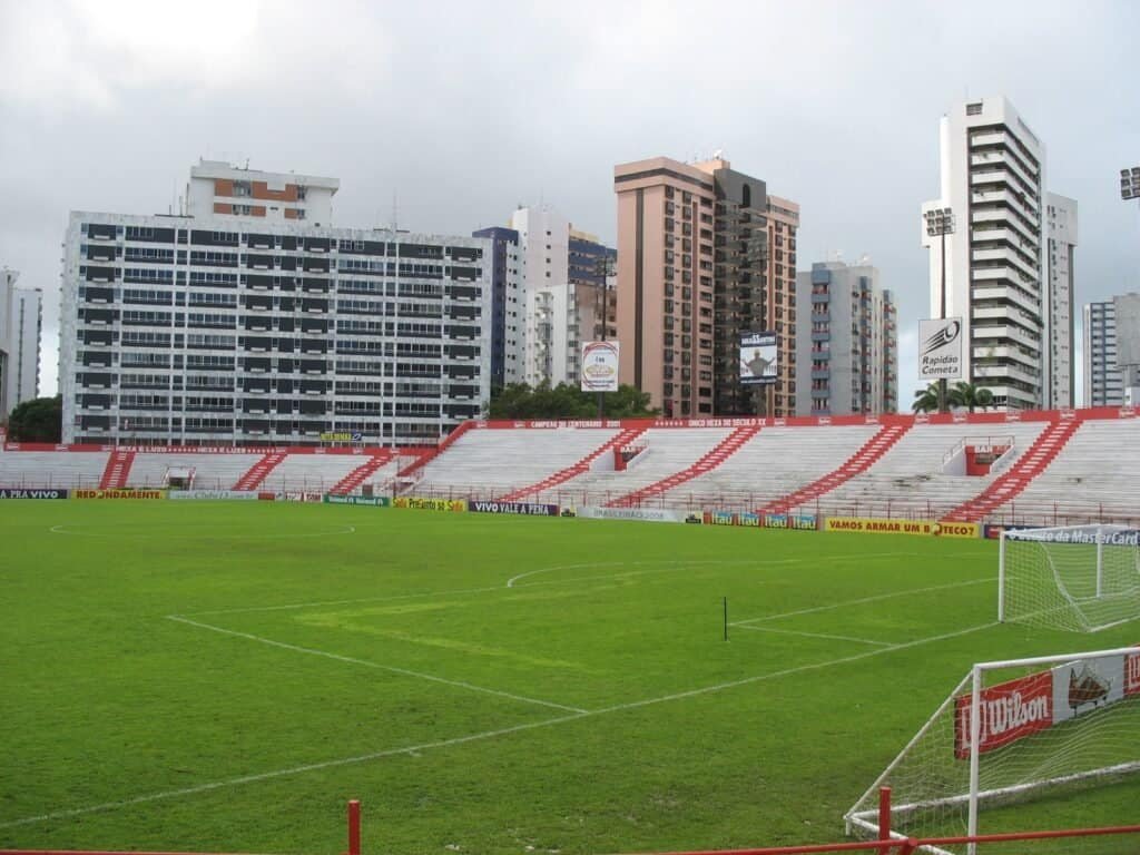 Estádio dos Aflitos, do Clube Náutico Capibaribe, no Recife (via Wikimedia Commons, CC BY 2.0)