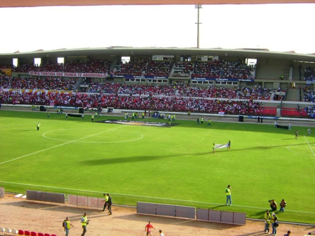 Estádio Rei Pelé, em Maceió, casa do CRB (foto: EBC, CC BY 3.0)