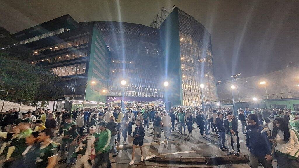 Fachada do Nubank Parque, estádio do Palmeiras em São Paulo. Foto: Leonef (CC BY-SA 4.0)