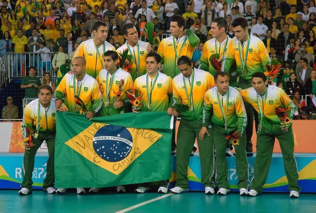 Seleção Brasileira de Futsal em ação. Foto: Wilson Dias/Agência Brasil (CC BY 3.0 BR)